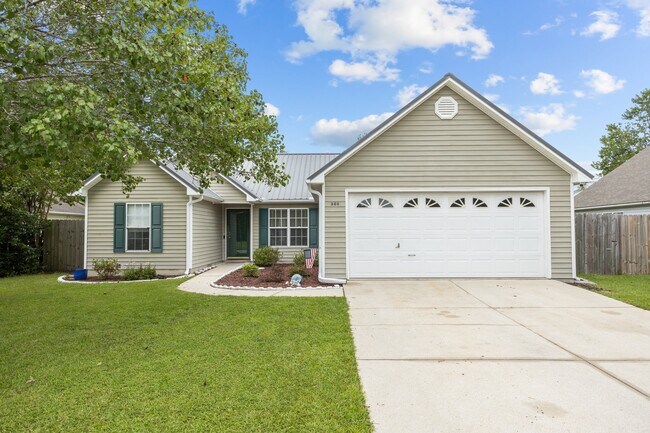 Foto del edificio - 300 Foxhall Rd