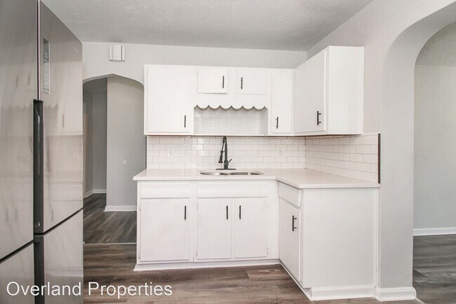Building Photo - 3 br, 1 bath House - 26470 Zeman Ave