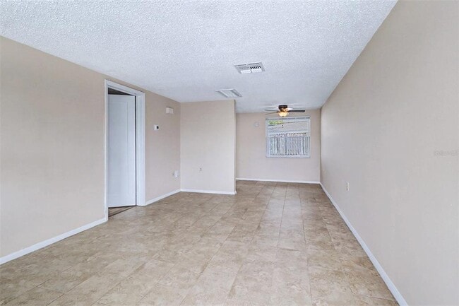 Foto del edificio - 5439 Oceanic Rd