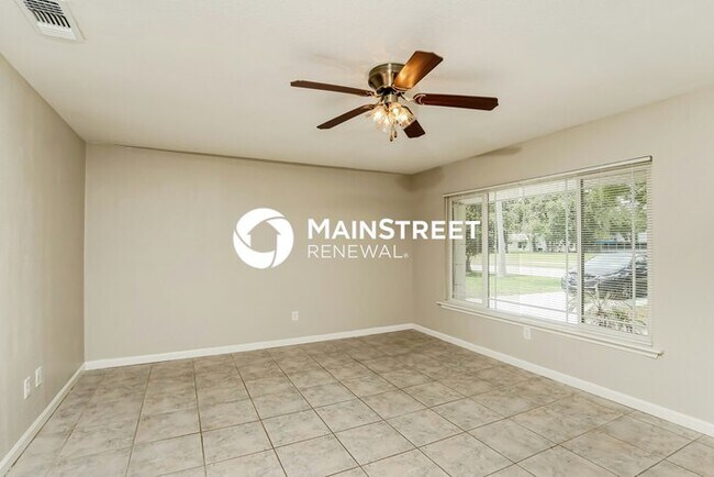 Building Photo - 3 Bedroom Pet-Friendly Home in Palm Bay, FL with Main Street Renewal
