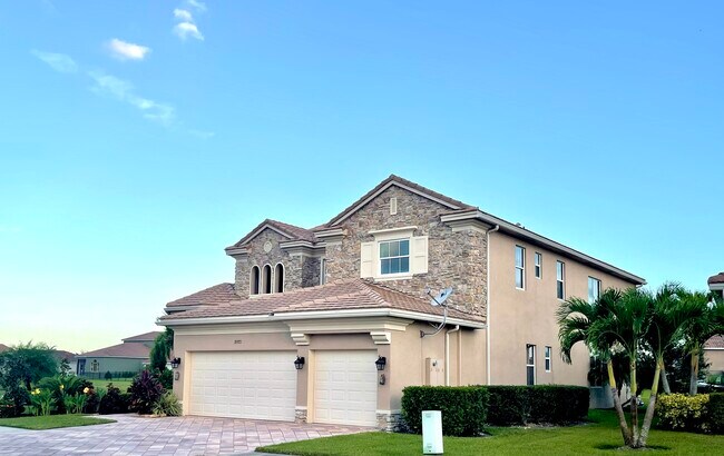 Building Photo - 2870 Grand Isle Way SW
