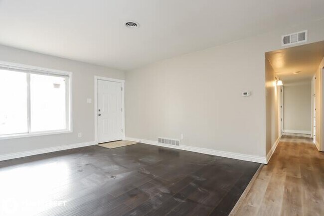 Foto del edificio - 12735 E 13TH AVE, AURORA, CO 80011