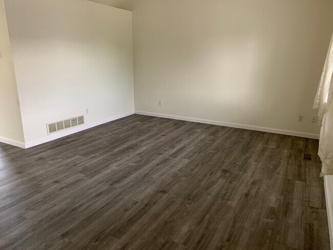 Foto del edificio - 2559 Cherry Cir