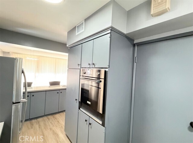 Foto del edificio - 6979 Palm Ct