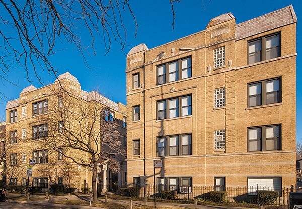 Foto principal - 6945-51 N. Ashland
