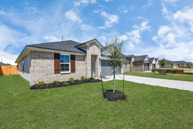 Building Photo - 1131 Hughes Crossing Dr