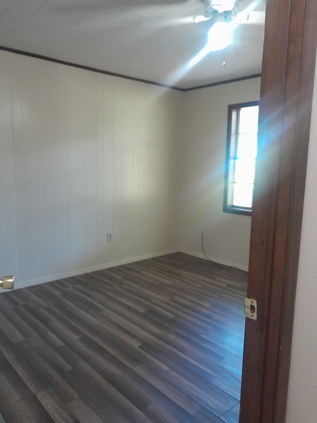 Building Photo - 1721 George Dr