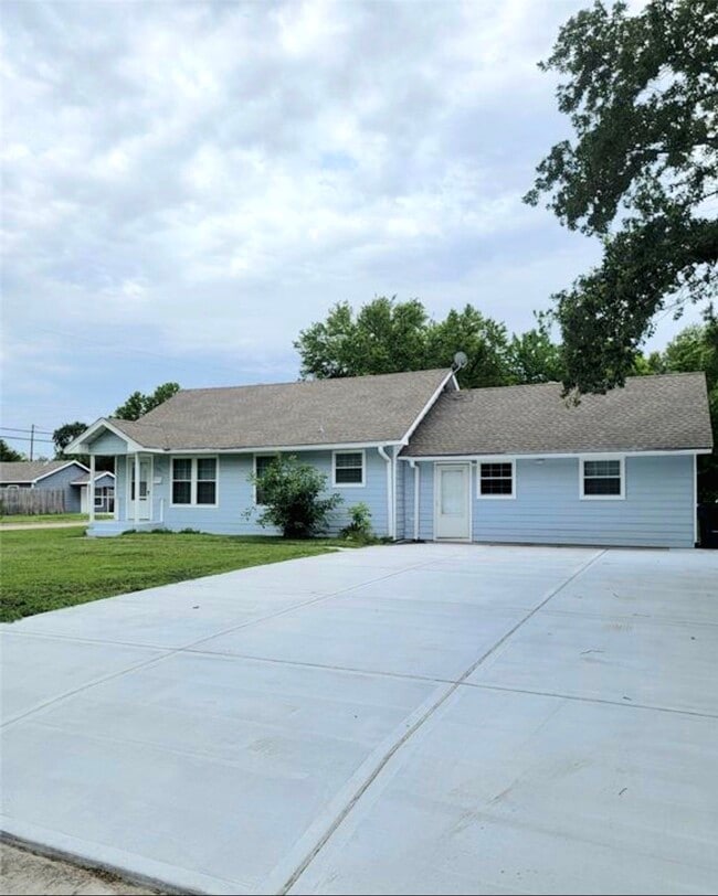 Foto del edificio - 701 18th Ave N