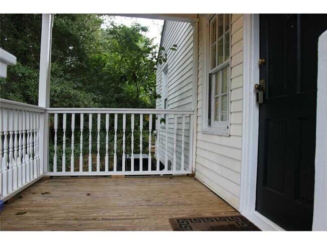 Foto del edificio - 737 Sunnybrook Dr