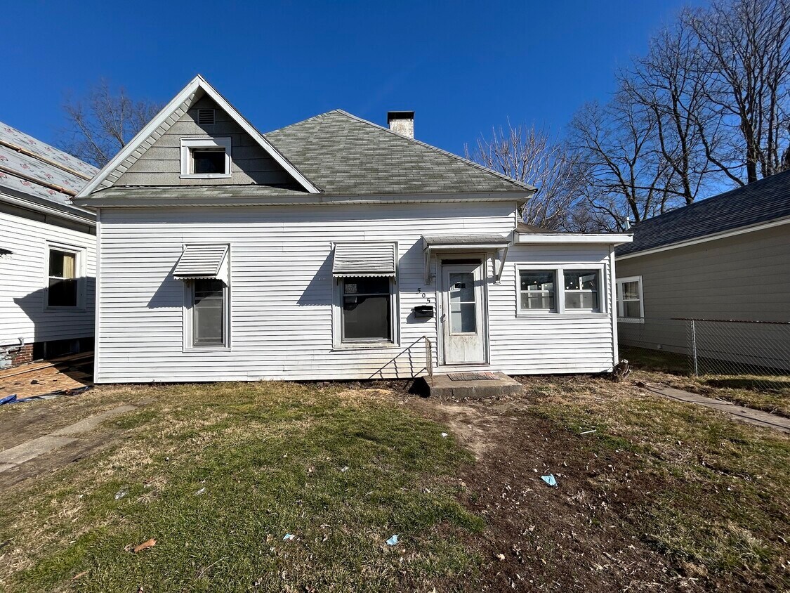 Primary Photo - 505 Sheridan St
