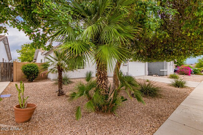 Foto del edificio - 7314 W Darrow St