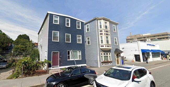 Building Photo - 49 Boylston St