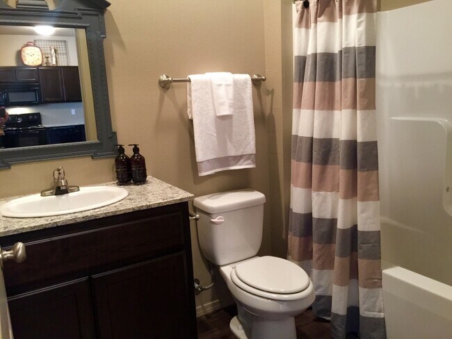 Foto del edificio - 3165 S Waterview Ln