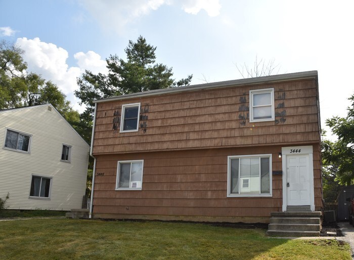Primary Photo - 2 bedroom town home!