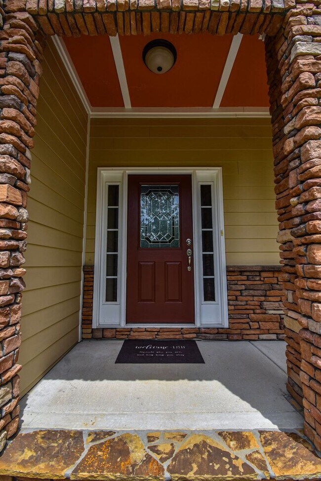 Foto del edificio - 4 Bedroom 2 Bathroom Home in Anderson Creek