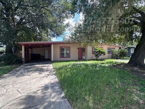 Building Photo - 6024 Oakcrest Cir