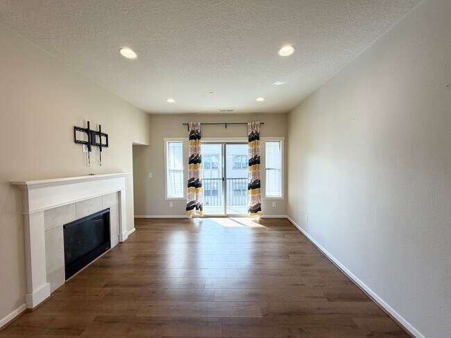 Foto del edificio - Townhouse Charmer in River Terrace Neighborhood!