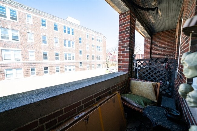 Building Photo - 58 Selkirk Rd