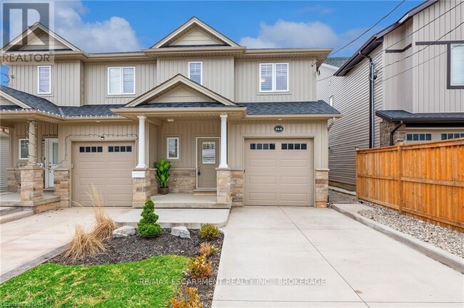 Building Photo - 24A Greenwood Ave