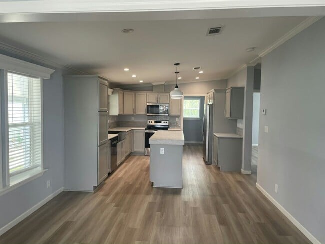 Foto del edificio - 7404 44th Trail N
