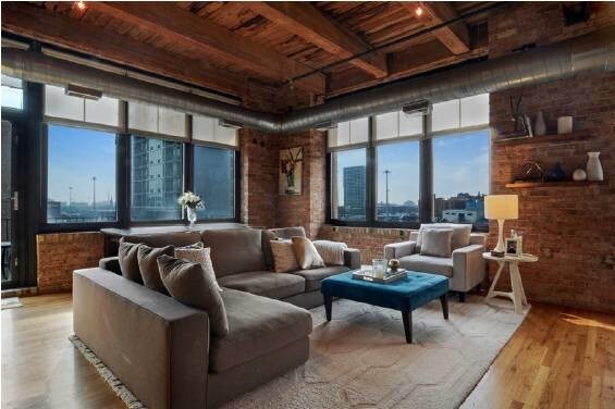 Living/DiningArea - 625 W Jackson Blvd
