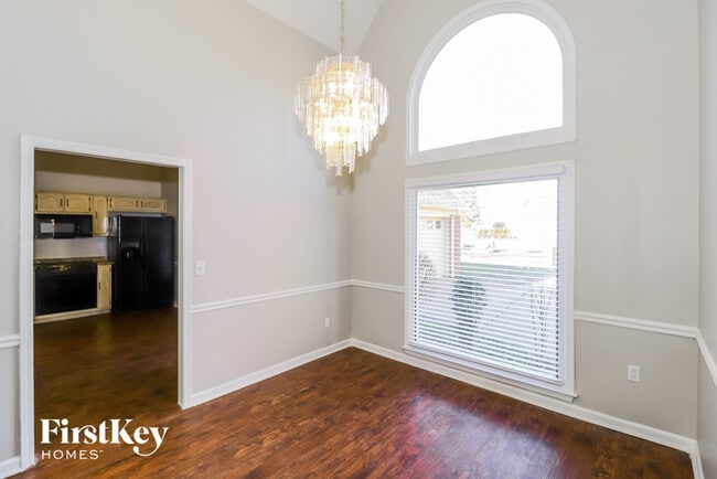 Foto del edificio - 7353 Kevinridge Cove W