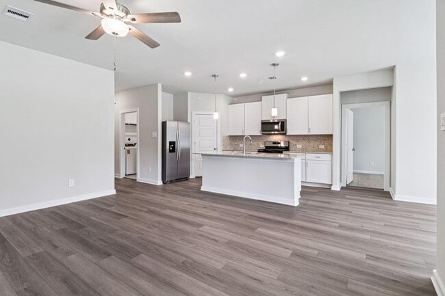 Building Photo - 1522 Copeland Dr