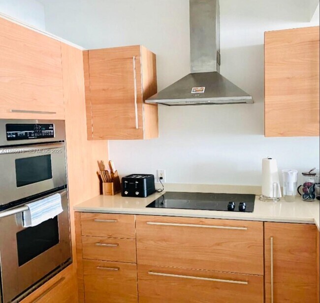 Foto del edificio - 218 SE 14th St