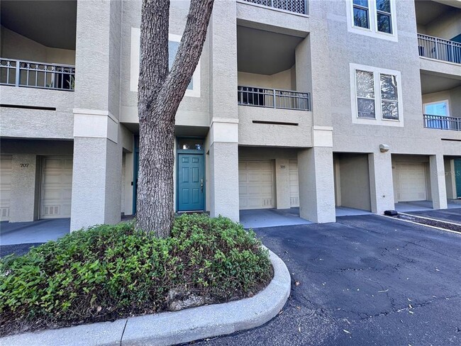 Foto del edificio - 705 Mainsail Dr