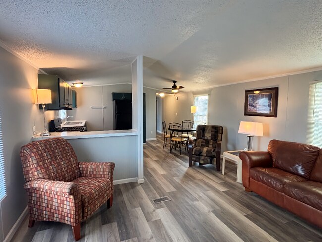 Foto del edificio - 434 Timber Ridge Ln