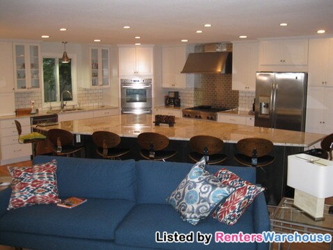 Foto del edificio - 10549 Lyndale Ave S