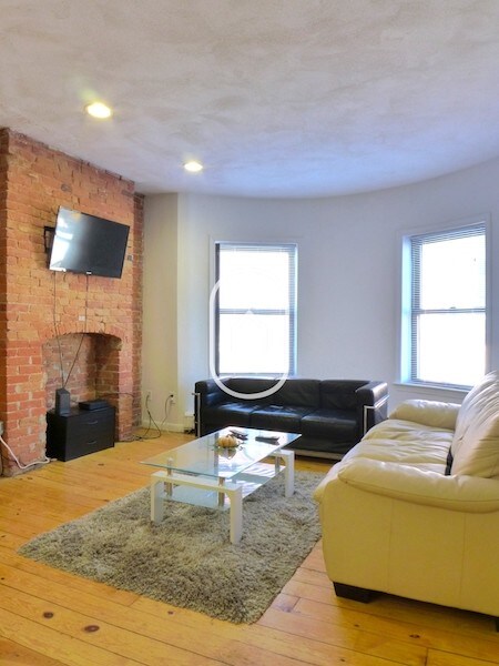 Foto del edificio - 609 Columbus Ave