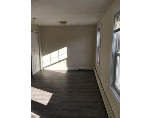 Foto del edificio - 428 E 3rd St