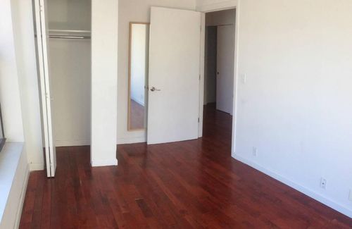Building Photo - 263 W 23rd St