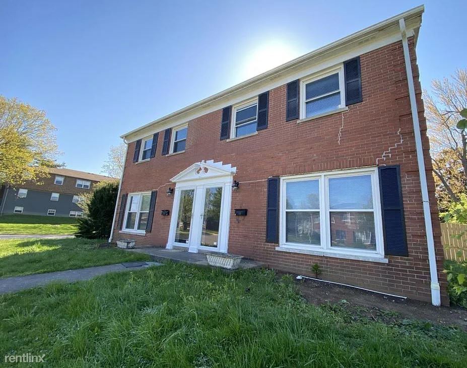 Foto principal - 2 br, 1.5 bath Duplex - 2082 Garden Spring...