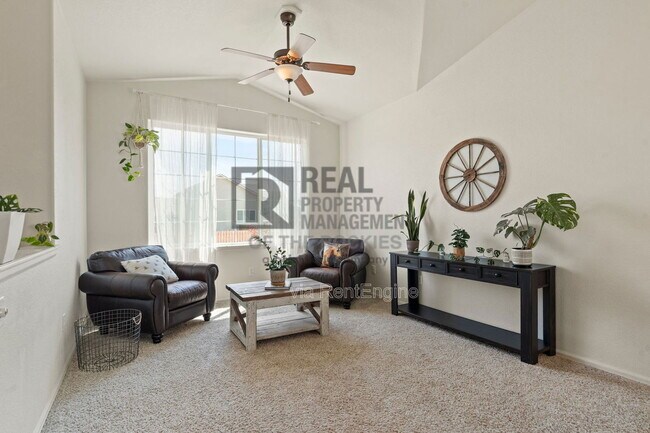 Foto del edificio - 7235 Andover St