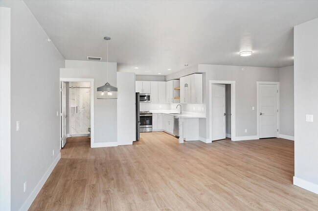 Building Photo - Riverwalk Whitefish Condo