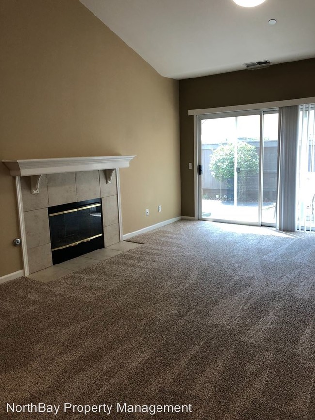 Building Photo - 2 br, 2 bath House - 738 Tommy Dorsey Ct