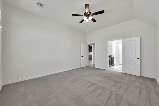 Foto del edificio - 150 N Greatwood Glen Pl