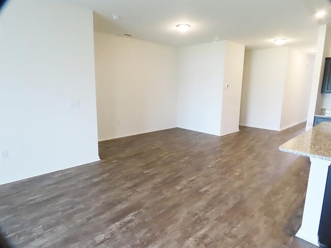 Foto del edificio - 3026 Nova Scotia Wy