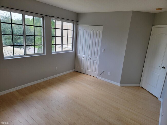 Building Photo - 4 br, 2.5 bath House - 19244 SW 60th Ct