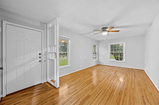 Building Photo - 1712 Ross Ave