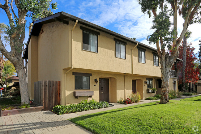 Foto del edificio - Franciscan Apartments