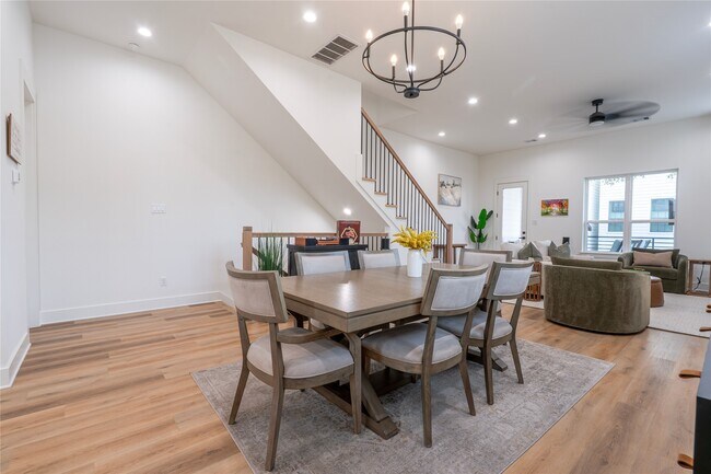 Foto del edificio - 1307 E 27th St