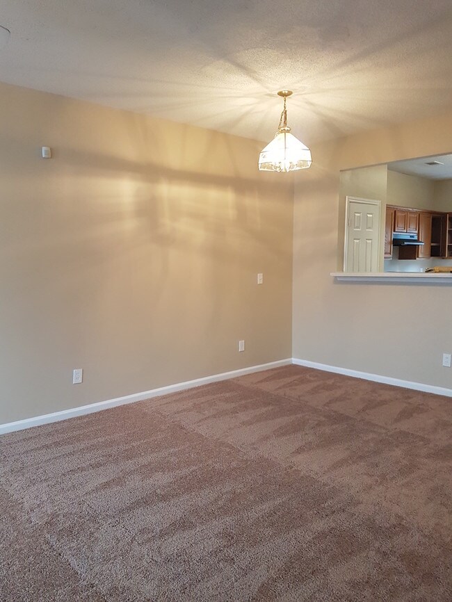 Building Photo - 11360 Kayla Dr
