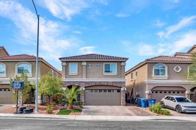 Foto del edificio - Beautiful 4 Bed 2.5 Bath Home Jones and Wa...