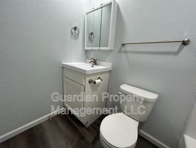 Foto del edificio - 123.5 N Main St