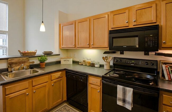 Building Photo - Keen's Crossing