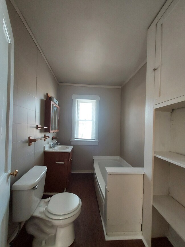 Foto del edificio - 30 S 6th St