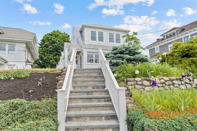 Building Photo - 49 Seaview Ave